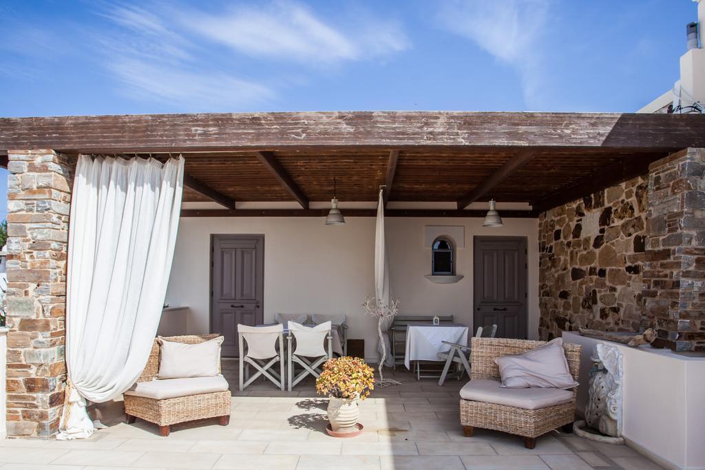 Athina Studios And Suites Plaka Екстер'єр фото